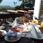 Koczor Winery & 게스트하우스