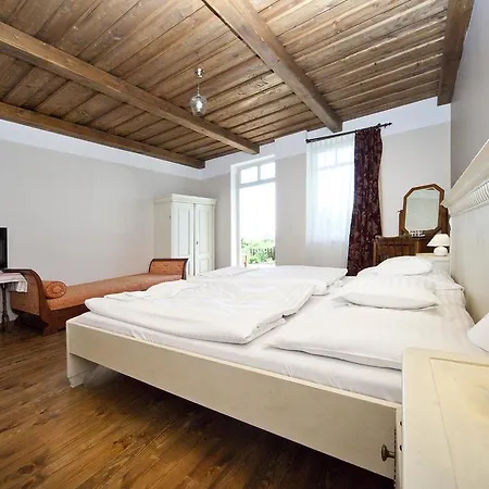 Koczor Winery & Guest house *