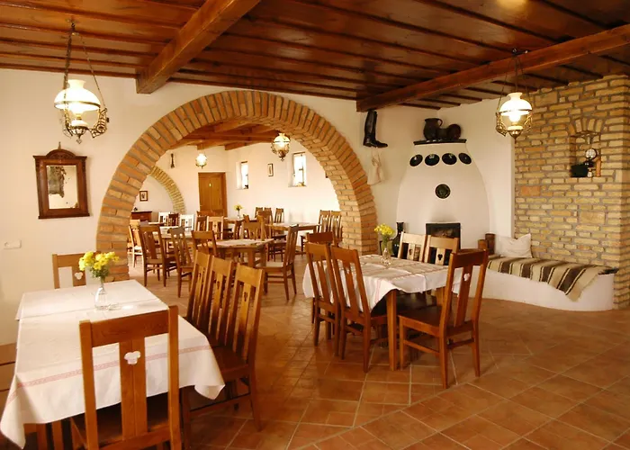 Koczor Winery &