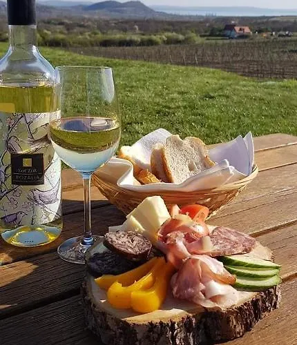 Koczor Winery &